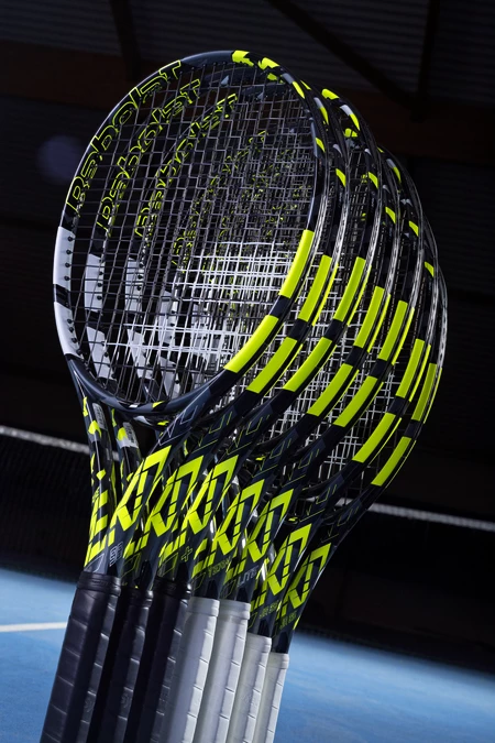 Modelová řada tenisového vybavení Babolat Pure Aero