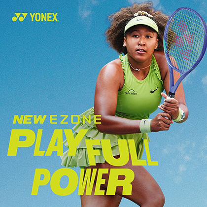 Naomi Osaka z loparjem Yonex Ezone 2025