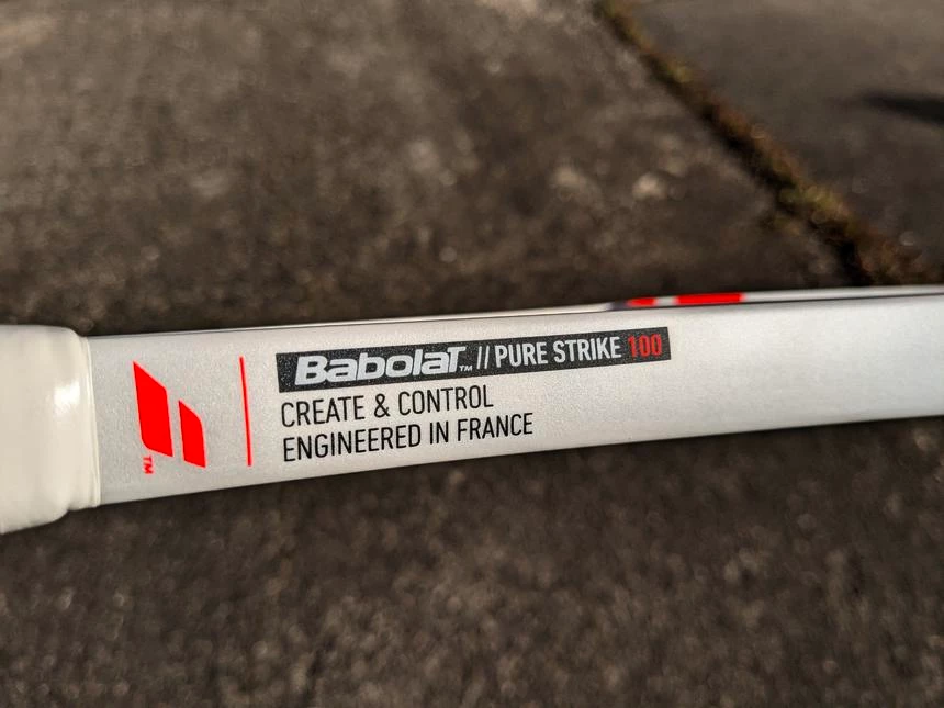 La devise de la nouvelle génération de raquettes Babolat Pure Strike 2024 est « Créer et Contrôler ». Là-dessus il n'y a rien de plus approprié.