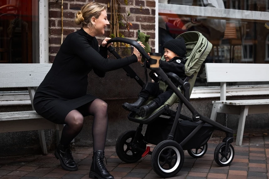 Thule Sleek Soft Grüner Kinderwagen